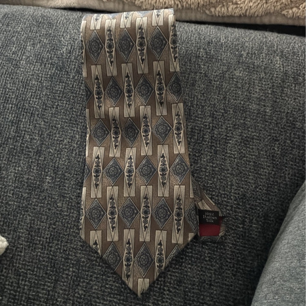 Requirements Men's Gray Blue Geometric Pattern Silk Tie